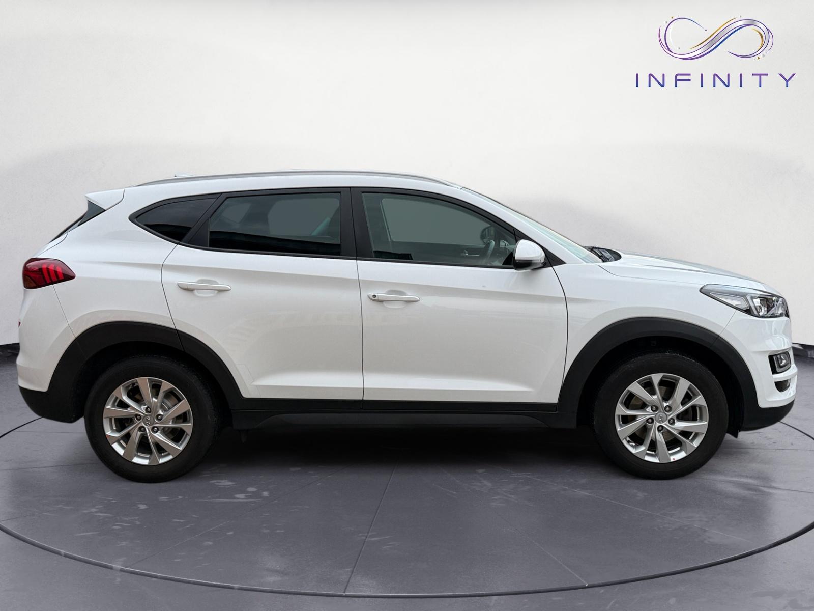Hyundai TUCSON 1.6 GDi SE Nav SUV 5dr Petrol Manual Euro 6 (s/s) (132 ps)