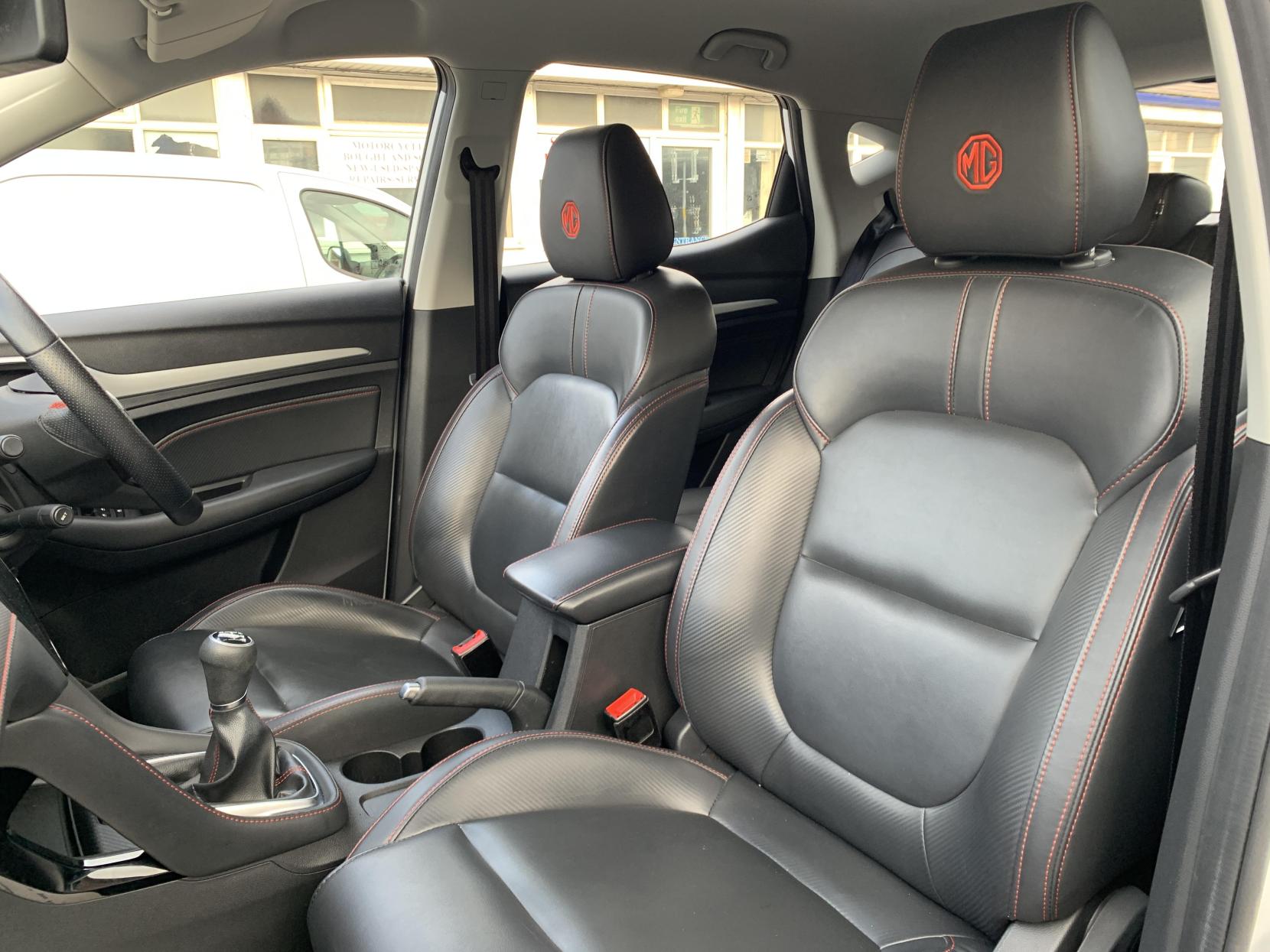 MG MG ZS 1.5 Exclusive SUV (2020 - 2025)