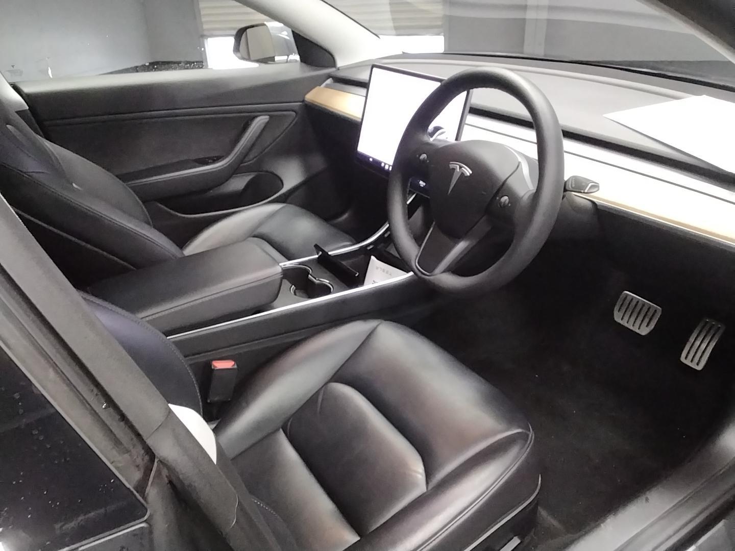 Tesla Model 3 (Dual Motor) Performance Saloon 4dr Electric Auto 4WDE (Performance Upgrade) (449 bhp)