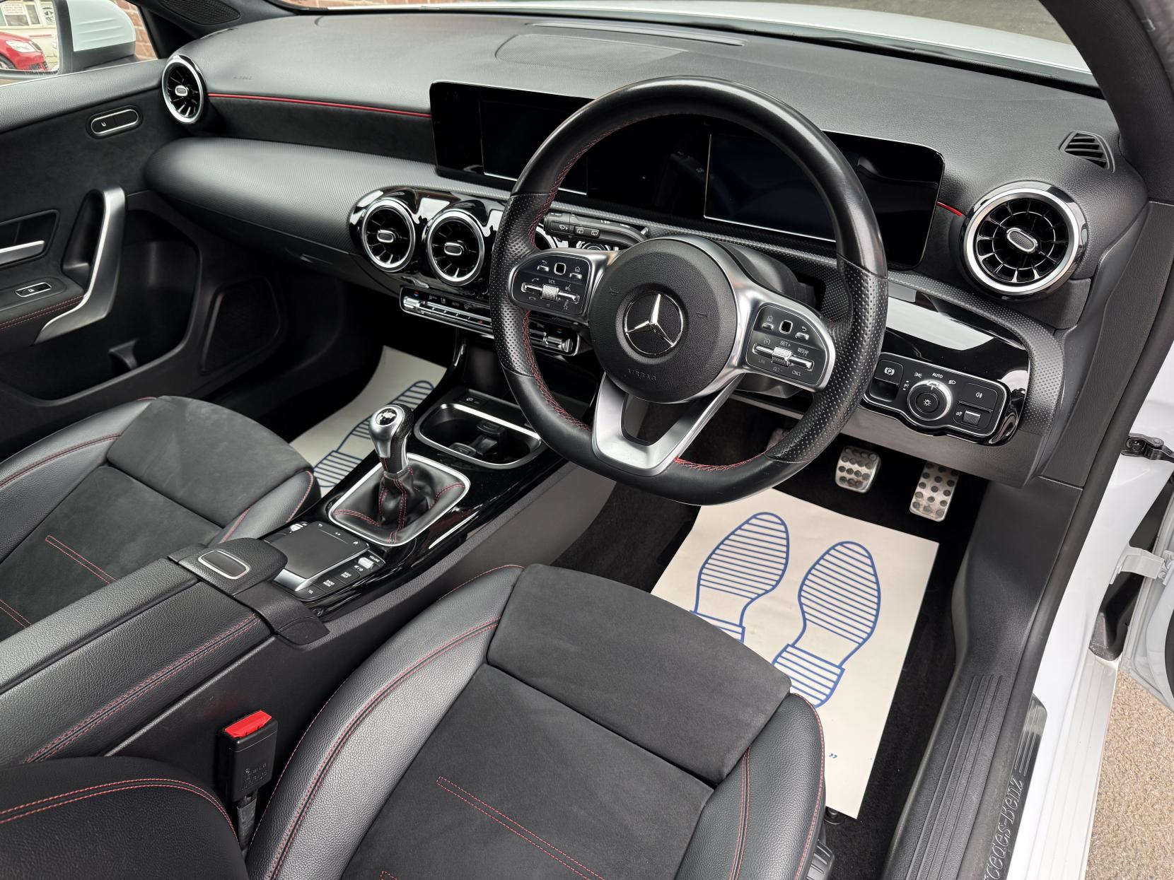 Mercedes-Benz A Class 1.3 A200 AMG Line Hatchback 5dr Petrol Manual Euro 6 (s/s) (163 ps)