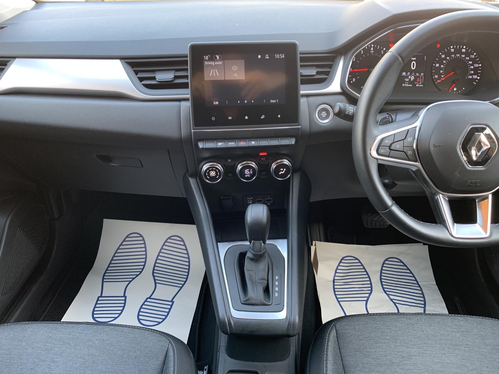 Renault Captur 1.3 TCe Iconic SUV 5dr Petrol EDC Euro 6 (s/s) (140 ps)