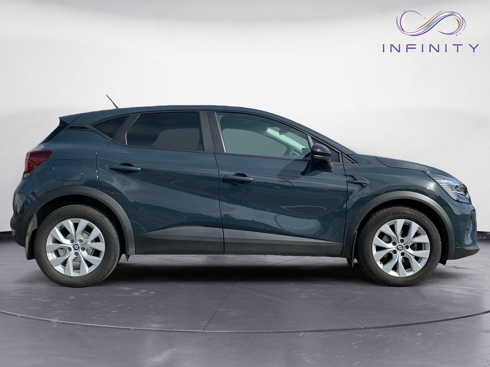 Renault Captur 1.3 TCe Iconic SUV 5dr Petrol EDC Euro 6 (s/s) (140 ps)