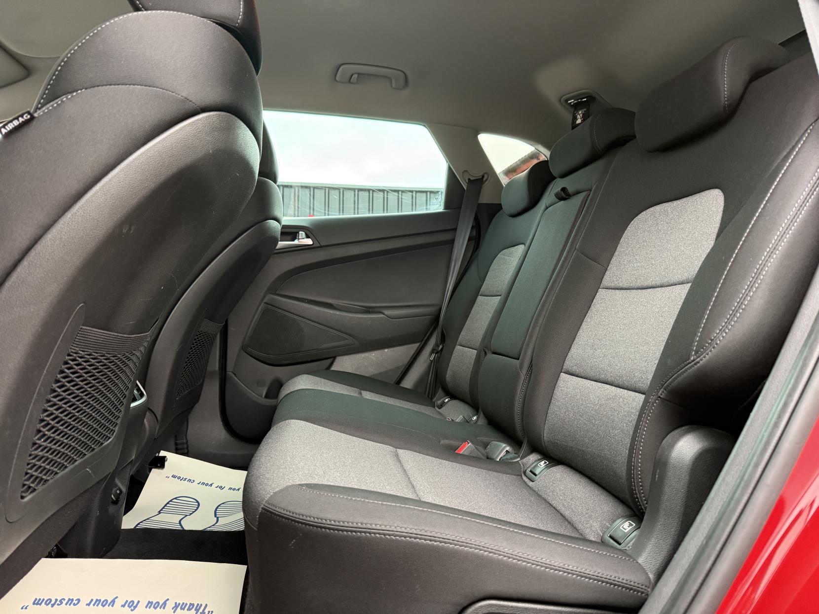 Hyundai TUCSON 1.6 GDi SE Nav SUV 5dr Petrol Manual Euro 6 (s/s) (132 ps)