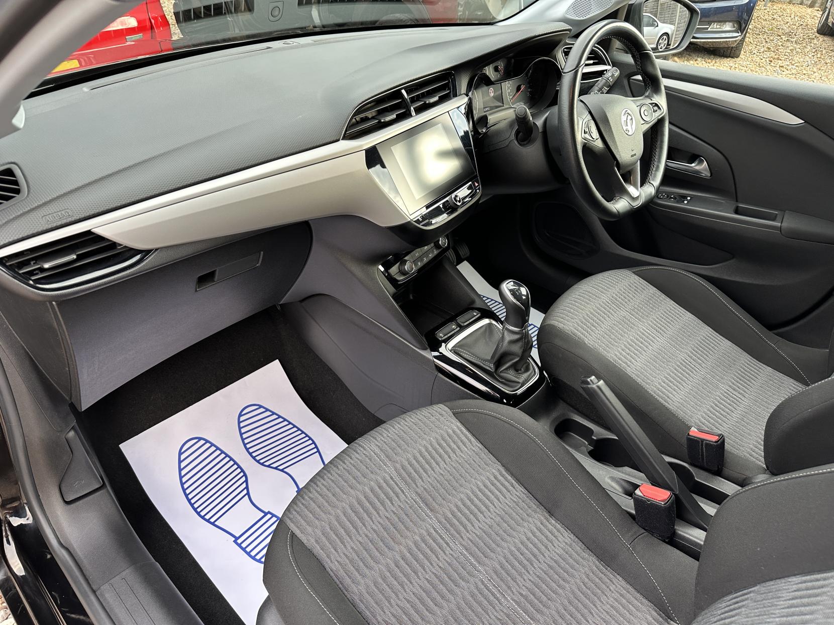 Vauxhall Corsa 1.2 SE Hatchback 5dr Petrol Manual Euro 6 (75 ps)