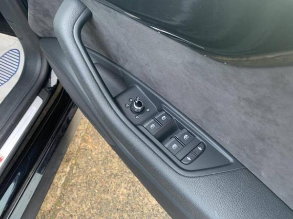 Audi A5 2.0 TFSI 35 Black Edition Sportback 5dr Petrol S Tronic Euro 6 (s/s) (150 ps)