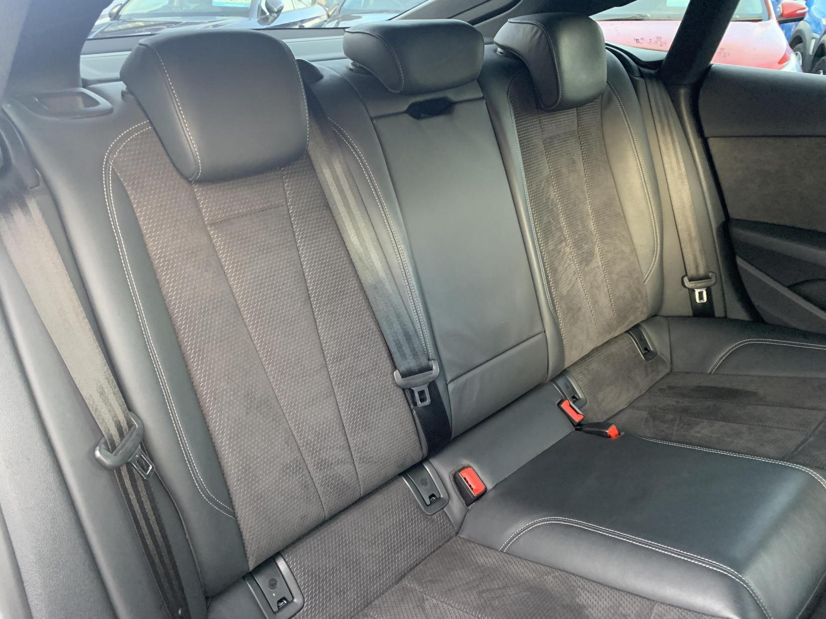 Audi A5 2.0 TFSI 35 Black Edition Sportback 5dr Petrol S Tronic Euro 6 (s/s) (150 ps)