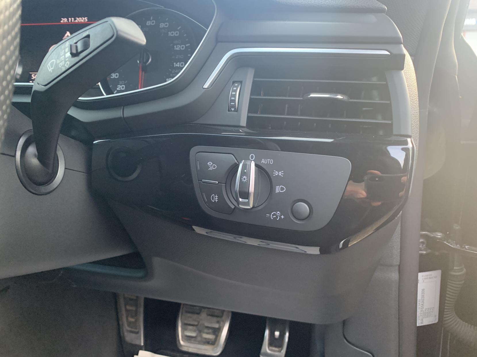 Audi A5 2.0 TFSI 35 Black Edition Sportback 5dr Petrol S Tronic Euro 6 (s/s) (150 ps)