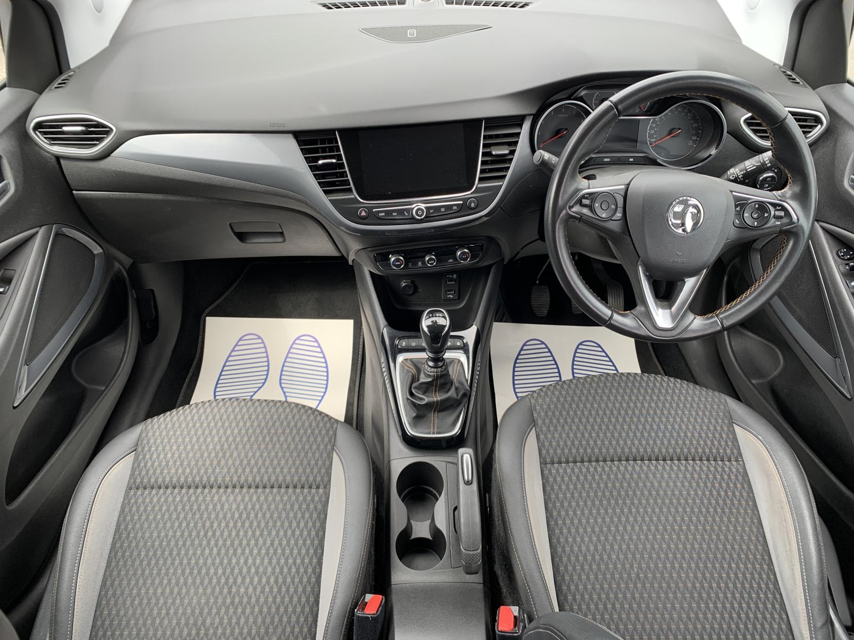 Vauxhall Crossland X 1.2 Turbo Elite Nav SUV 5dr Petrol Manual Euro 6 (s/s) (110 ps)