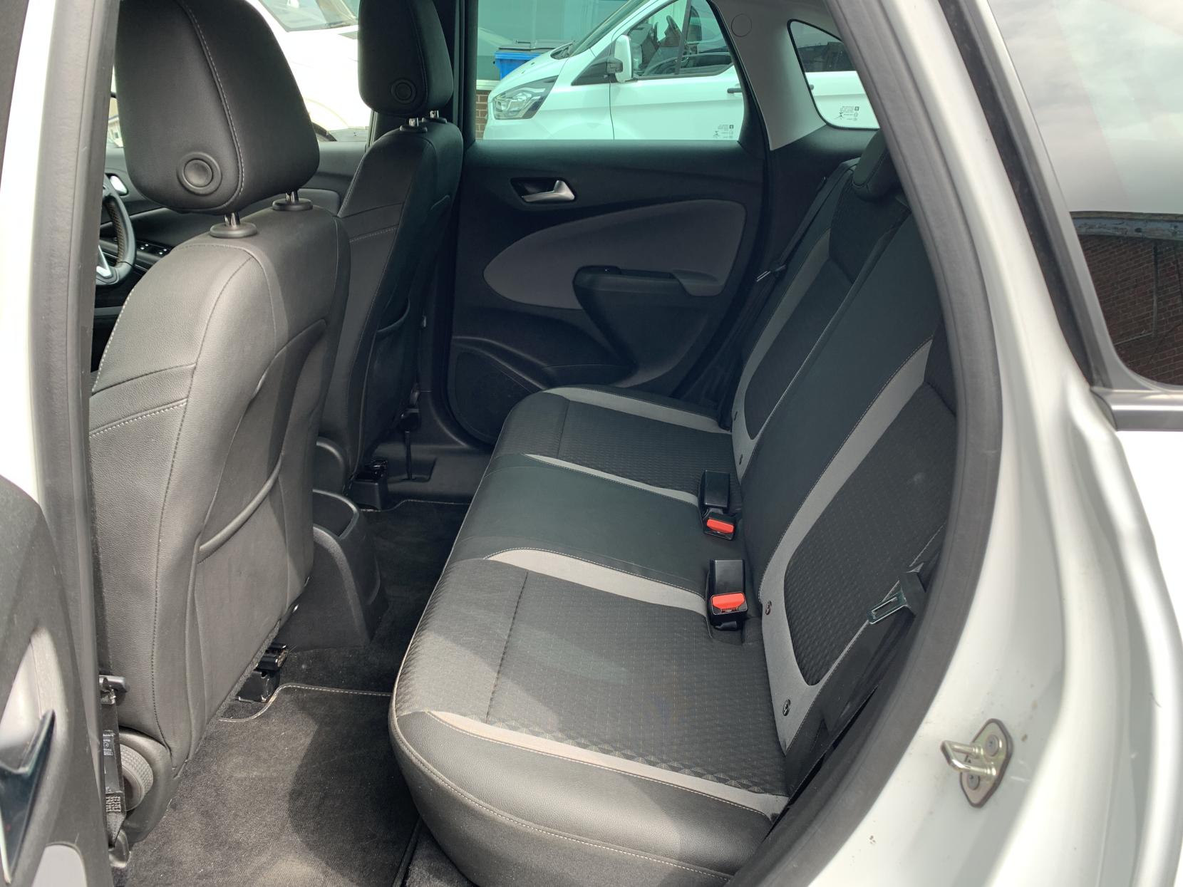 Vauxhall Crossland X 1.2 Turbo Elite Nav SUV 5dr Petrol Manual Euro 6 (s/s) (110 ps)