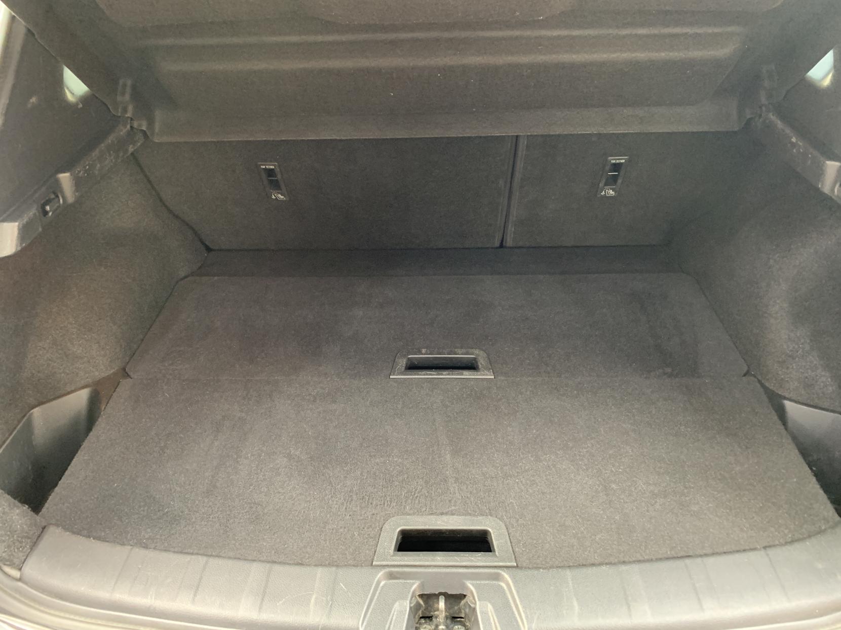 Nissan Qashqai 1.5 dCi N-Connecta SUV 5dr Diesel Manual 2WD Euro 6 (s/s) (110 ps)