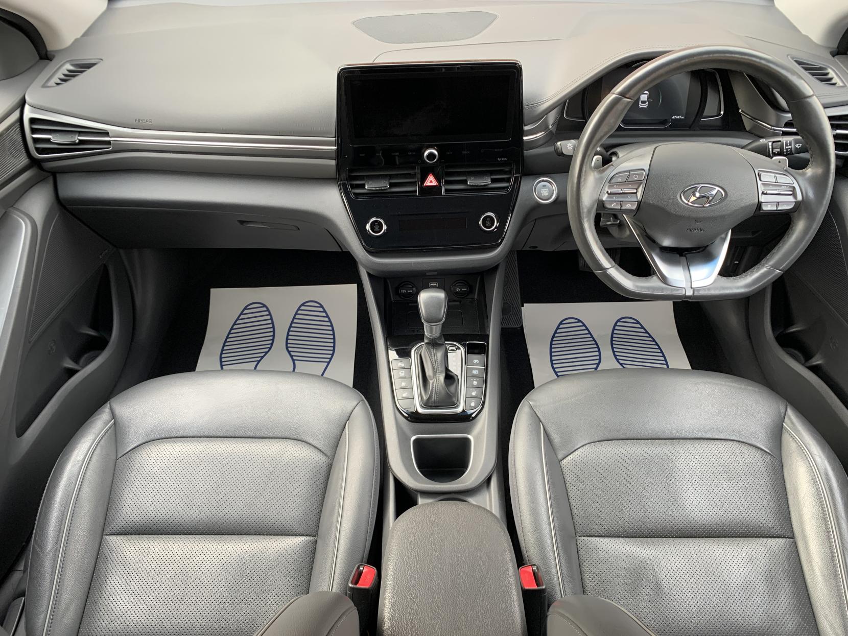 Hyundai IONIQ 1.6 h-GDi Premium SE Hatchback 5dr Petrol Hybrid DCT Euro 6 (s/s) (141 ps)