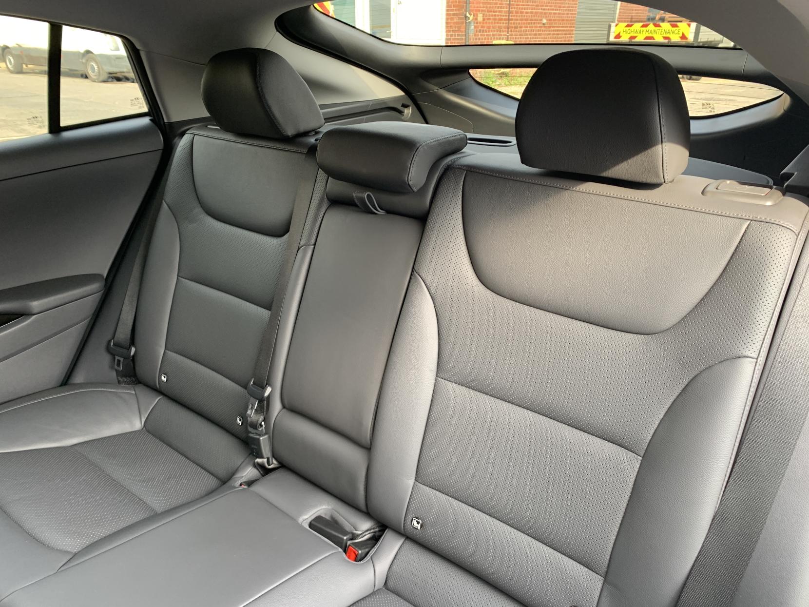 Hyundai IONIQ 1.6 h-GDi Premium SE Hatchback 5dr Petrol Hybrid DCT Euro 6 (s/s) (141 ps)