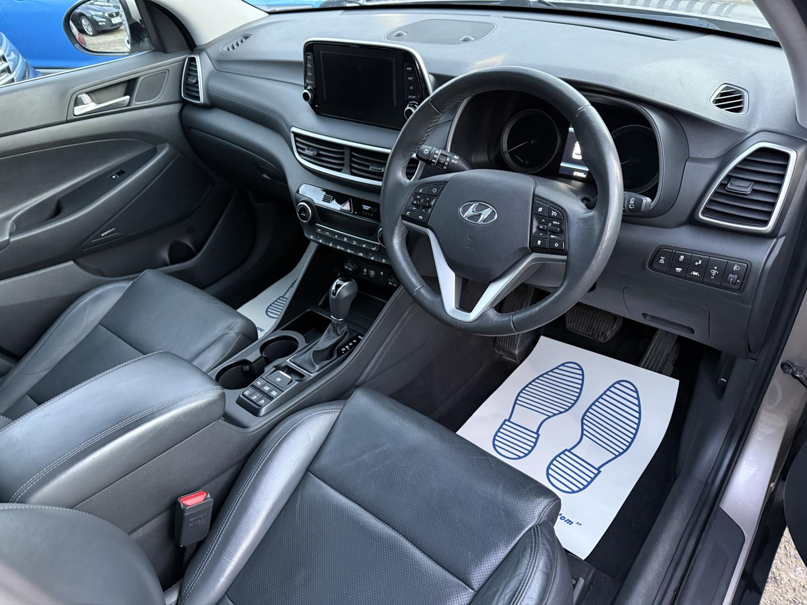 Hyundai TUCSON 2.0 CRDi Premium SE SUV 5dr Diesel Auto 4WD Euro 6 (s/s) (185 ps)