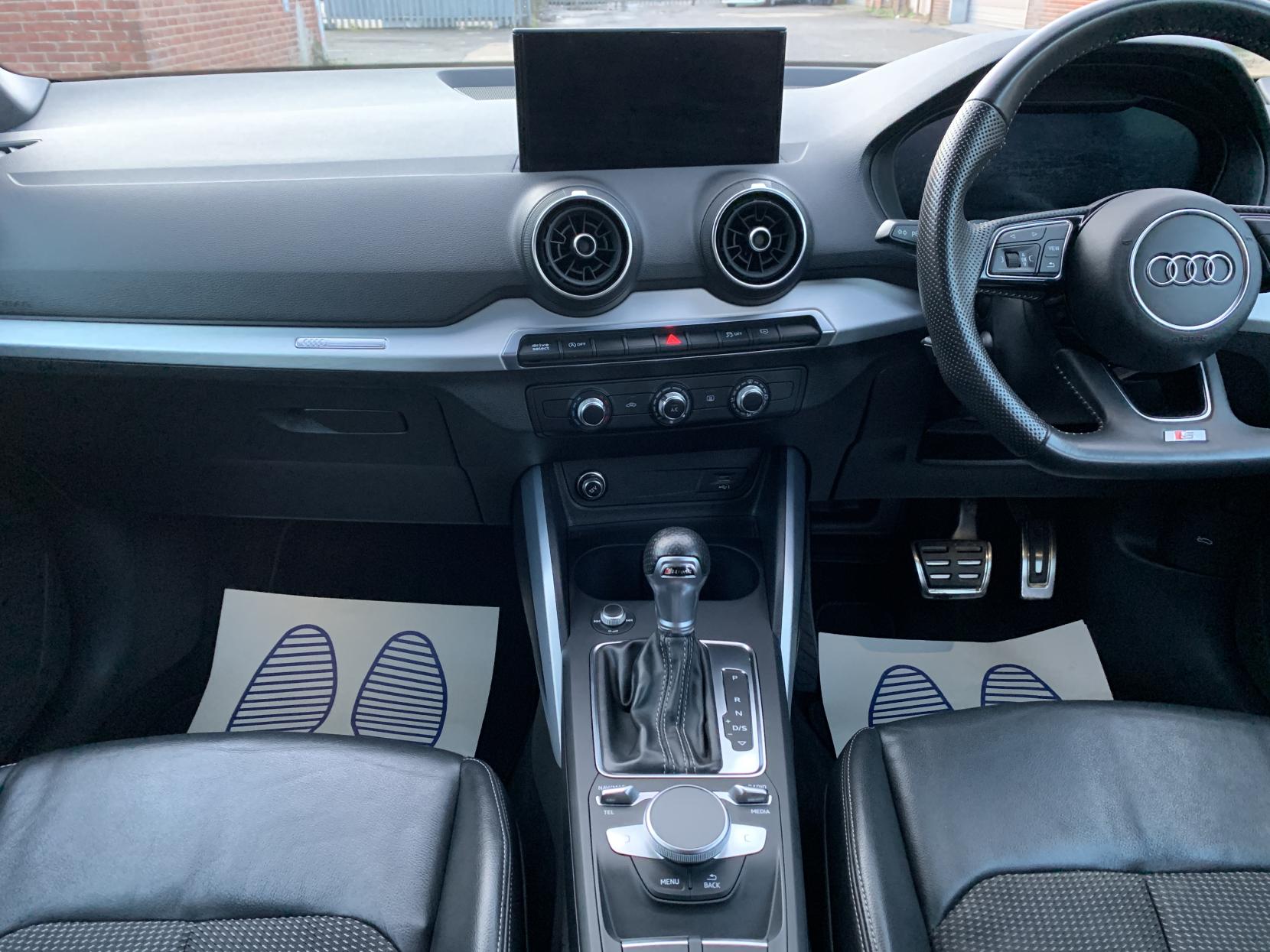 Audi Q2 1.6 TDI 30 S line SUV 5dr Diesel S Tronic Euro 6 (s/s) (116 ps)