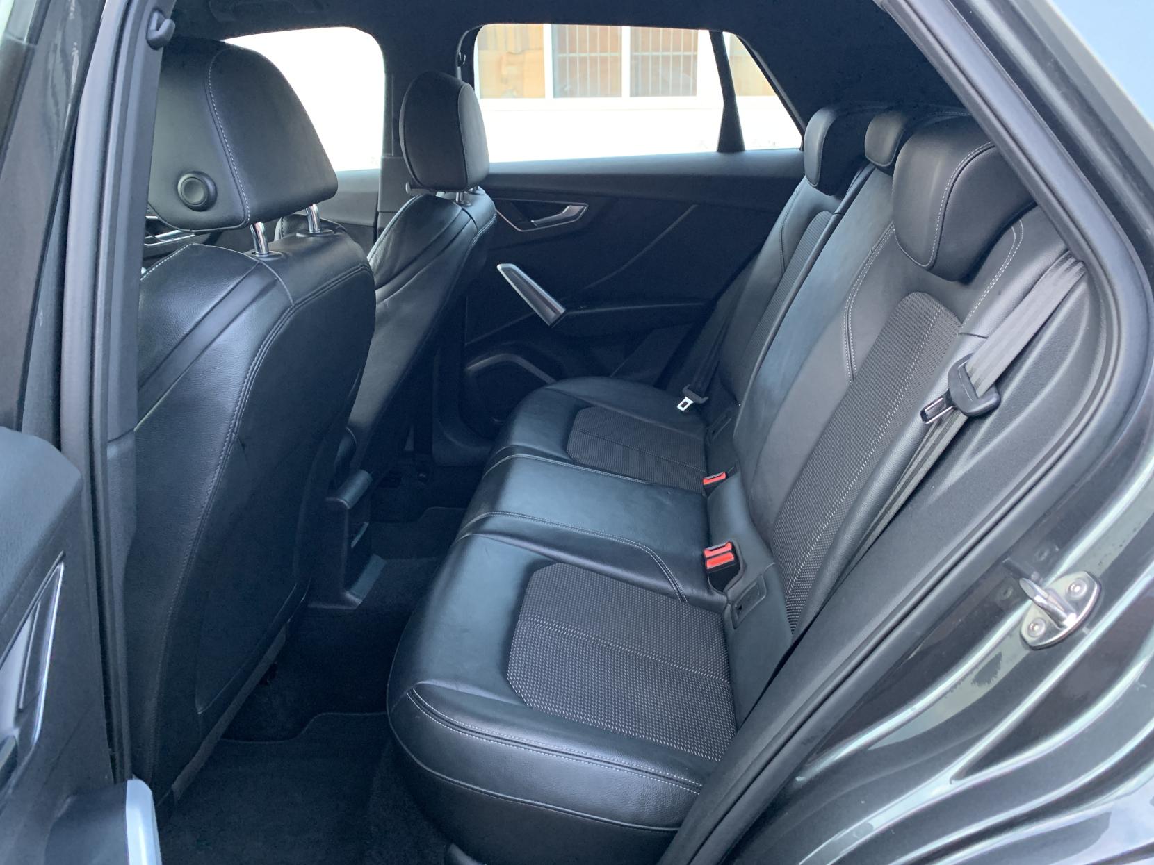 Audi Q2 1.6 TDI 30 S line SUV 5dr Diesel S Tronic Euro 6 (s/s) (116 ps)