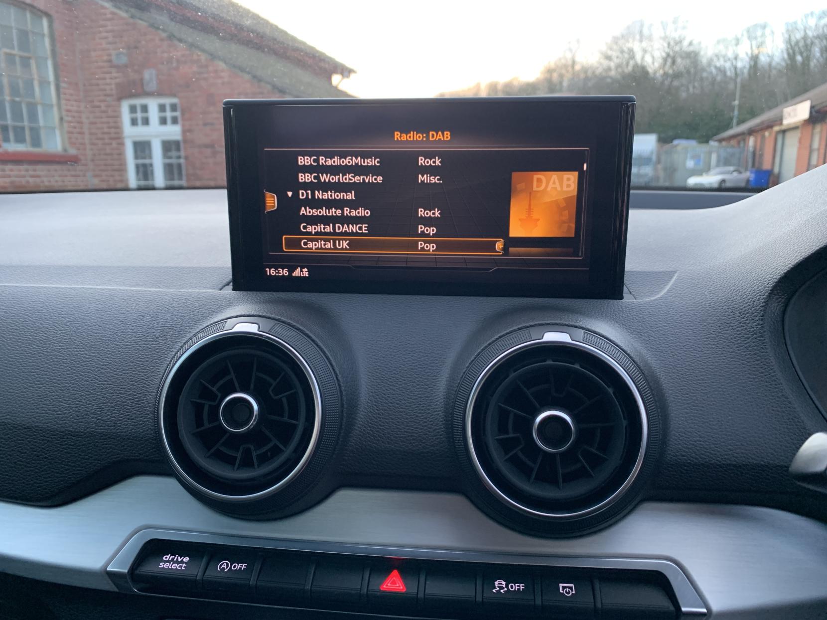 Audi Q2 1.6 TDI 30 S line SUV 5dr Diesel S Tronic Euro 6 (s/s) (116 ps)