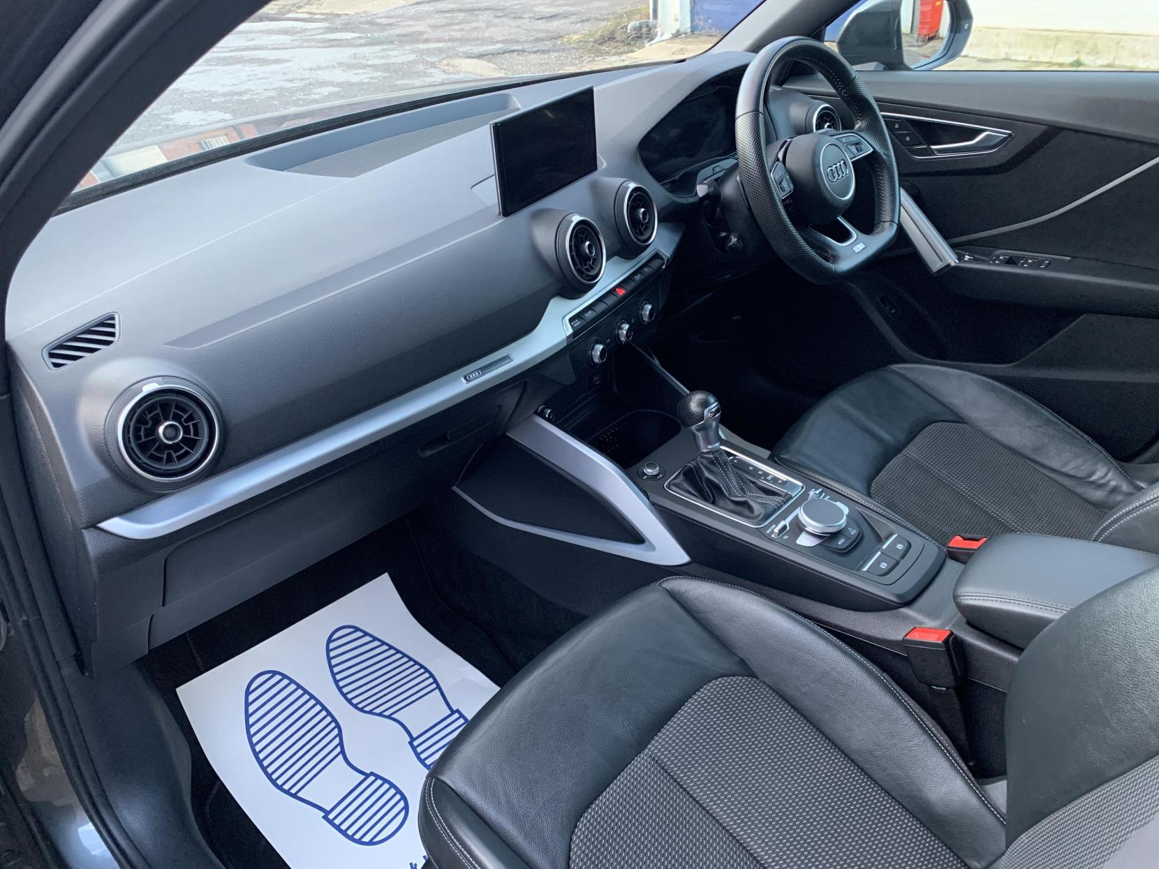 Audi Q2 1.6 TDI 30 S line SUV 5dr Diesel S Tronic Euro 6 (s/s) (116 ps)