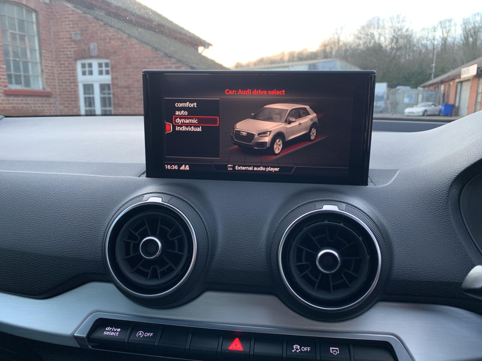 Audi Q2 1.6 TDI 30 S line SUV 5dr Diesel S Tronic Euro 6 (s/s) (116 ps)