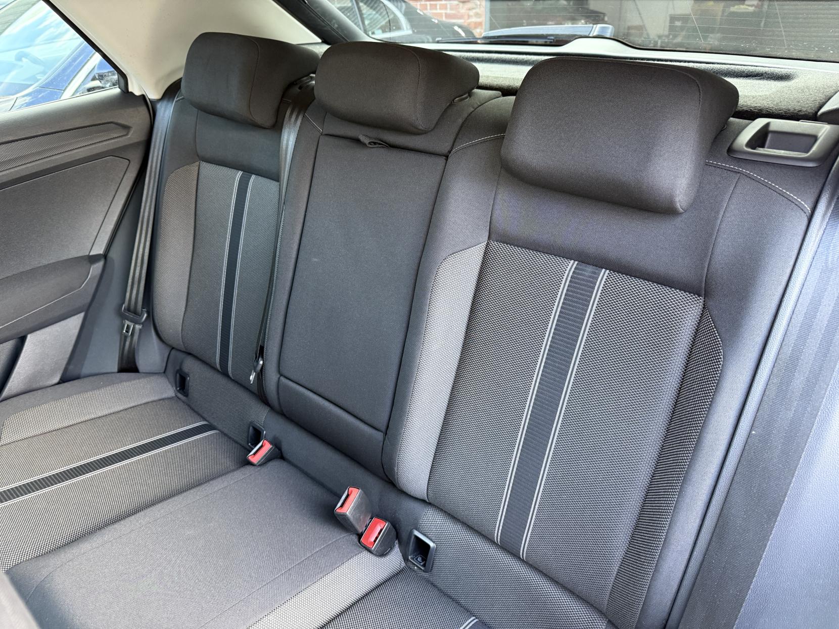 Volkswagen T-Roc 1.0 TSI GPF SE SUV 5dr Petrol Manual Euro 6 (s/s) (115 ps)