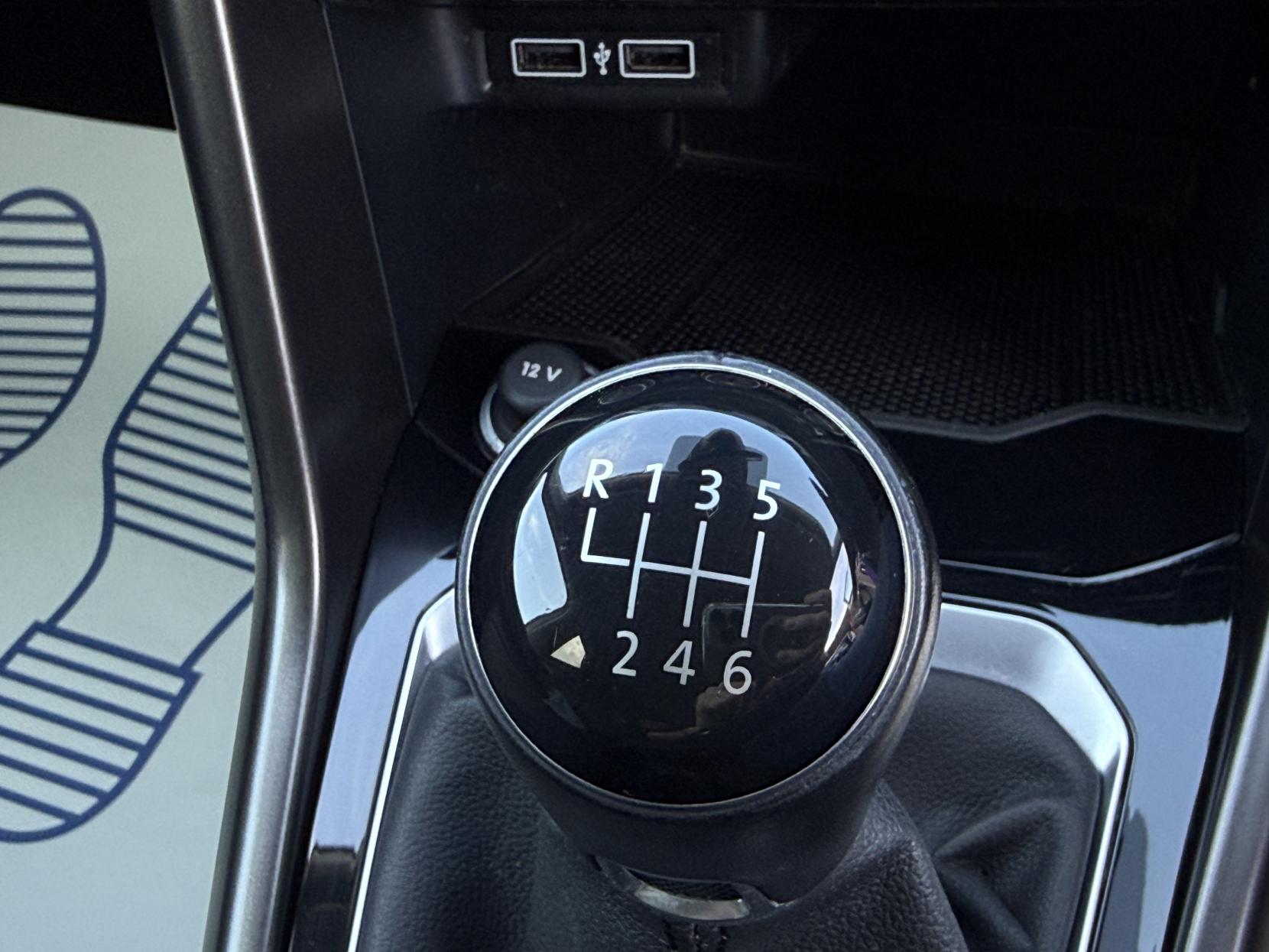 Volkswagen T-Roc 1.0 TSI GPF SE SUV 5dr Petrol Manual Euro 6 (s/s) (115 ps)