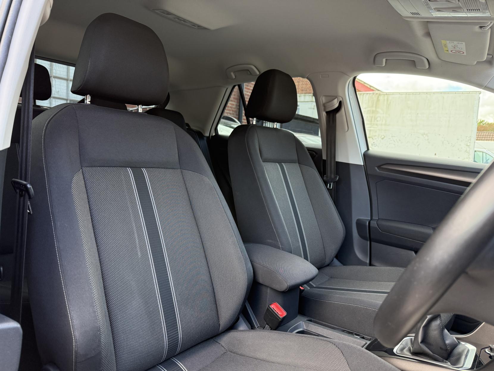 Volkswagen T-Roc 1.0 TSI GPF SE SUV 5dr Petrol Manual Euro 6 (s/s) (115 ps)