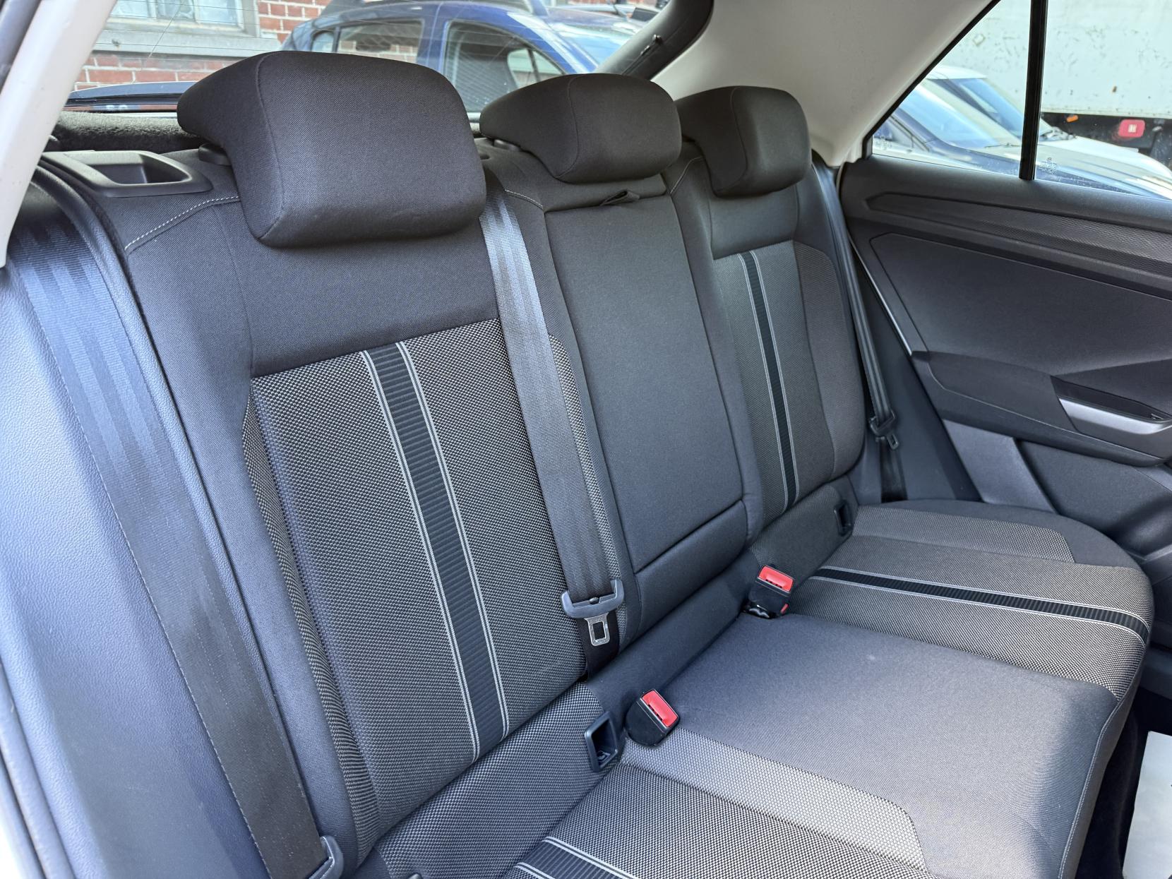 Volkswagen T-Roc 1.0 TSI GPF SE SUV 5dr Petrol Manual Euro 6 (s/s) (115 ps)