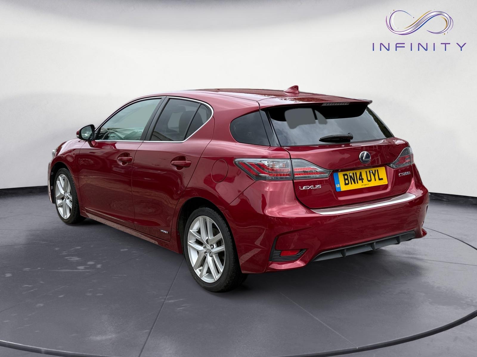 Lexus CT 1.8 200h Luxury Hatchback 5dr Petrol Hybrid CVT Euro 6 (s/s) (136 ps)