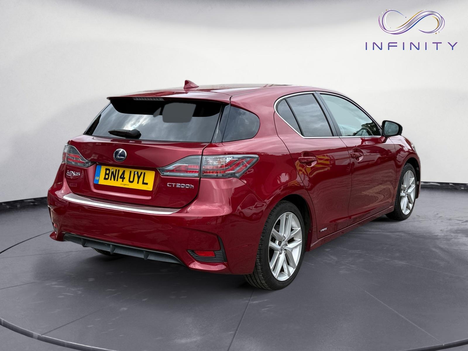 Lexus CT 1.8 200h Luxury Hatchback 5dr Petrol Hybrid CVT Euro 6 (s/s) (136 ps)