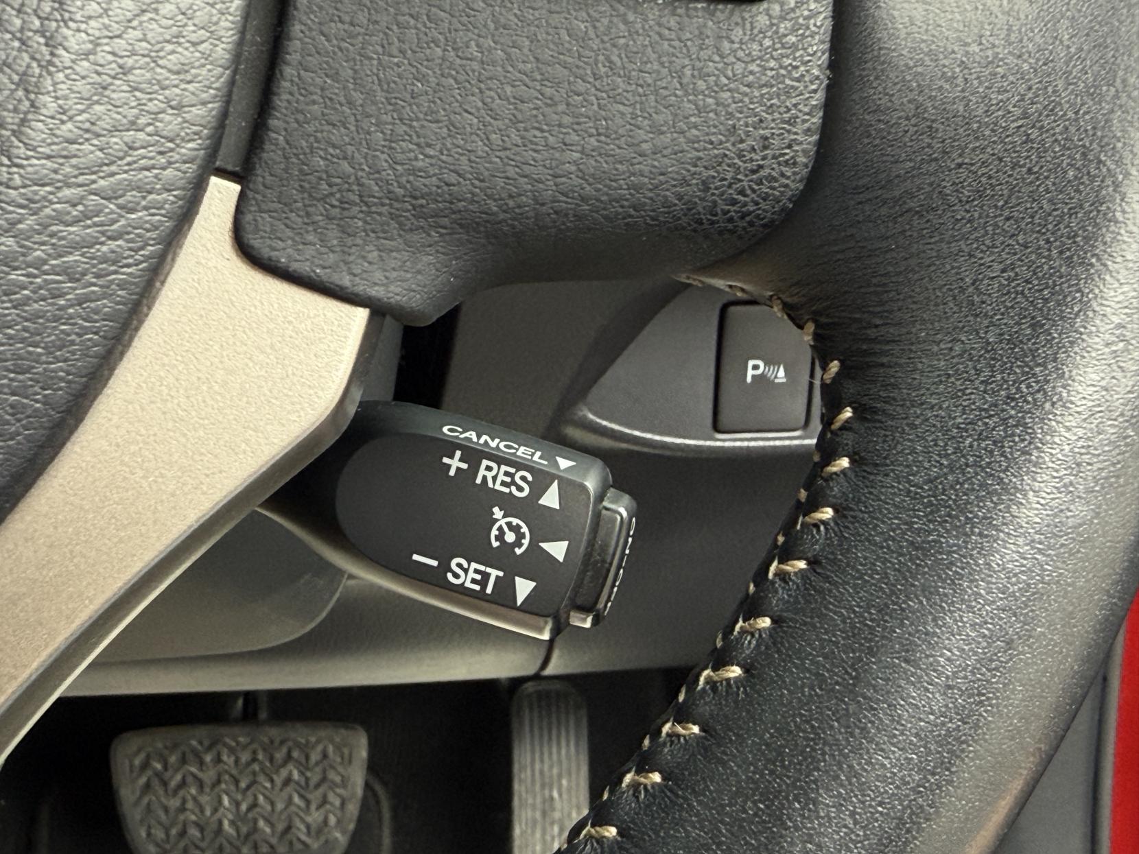 Lexus CT 1.8 200h Luxury Hatchback 5dr Petrol Hybrid CVT Euro 6 (s/s) (136 ps)