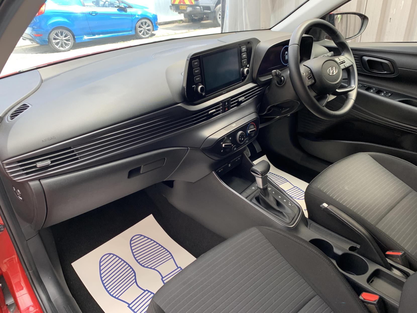 Hyundai i20 1.0 T-GDi MHEV SE Connect Hatchback 5dr Petrol Hybrid DCT Euro 6 (s/s) (100 ps)