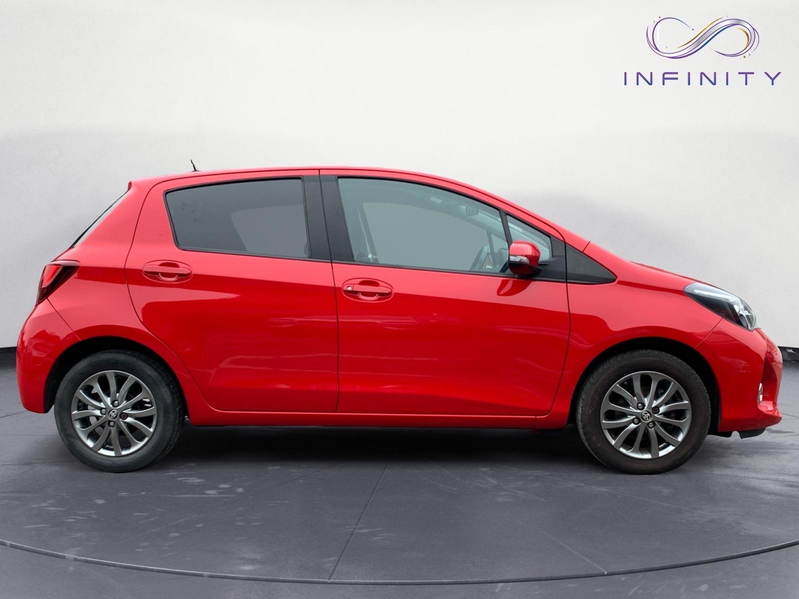 Toyota Yaris 1.33 Dual VVT-i Icon Hatchback 5dr Petrol Multidrive S Euro 6 (99 ps)