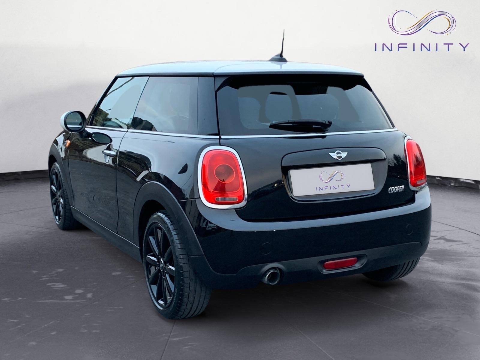 MINI Hatch 1.5 Cooper Hatchback 3dr Petrol Auto Euro 6 (s/s) (136 ps)