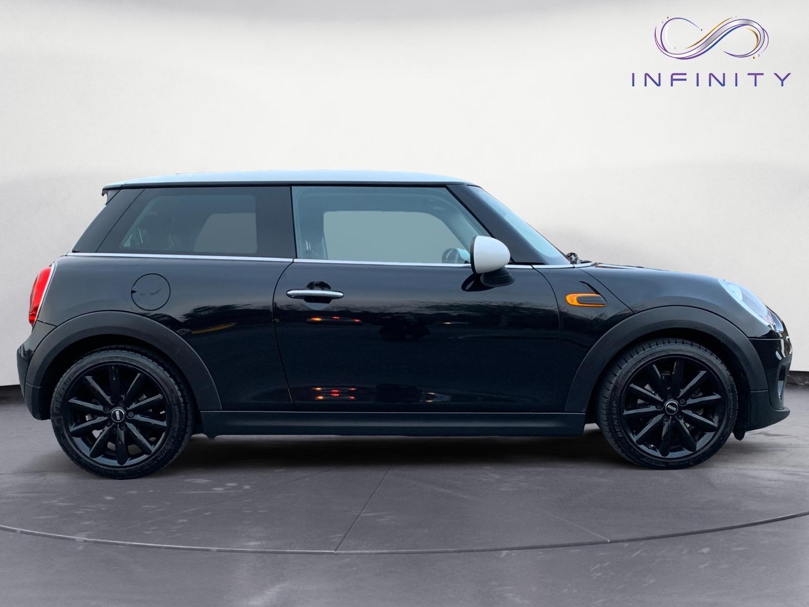 MINI Hatch 1.5 Cooper Hatchback 3dr Petrol Auto Euro 6 (s/s) (136 ps)