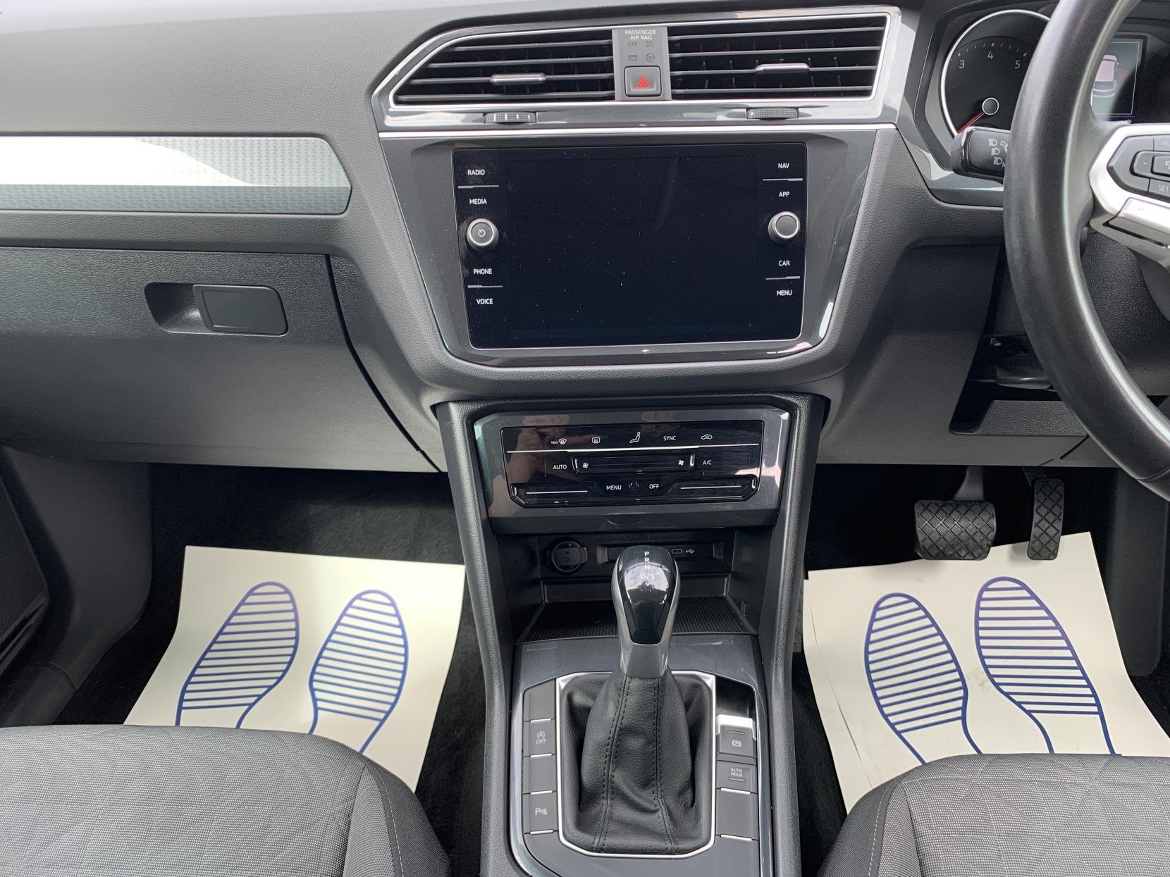 Volkswagen Tiguan 1.5 TSI Life SUV 5dr Petrol DSG Euro 6 (s/s) (150 ps)