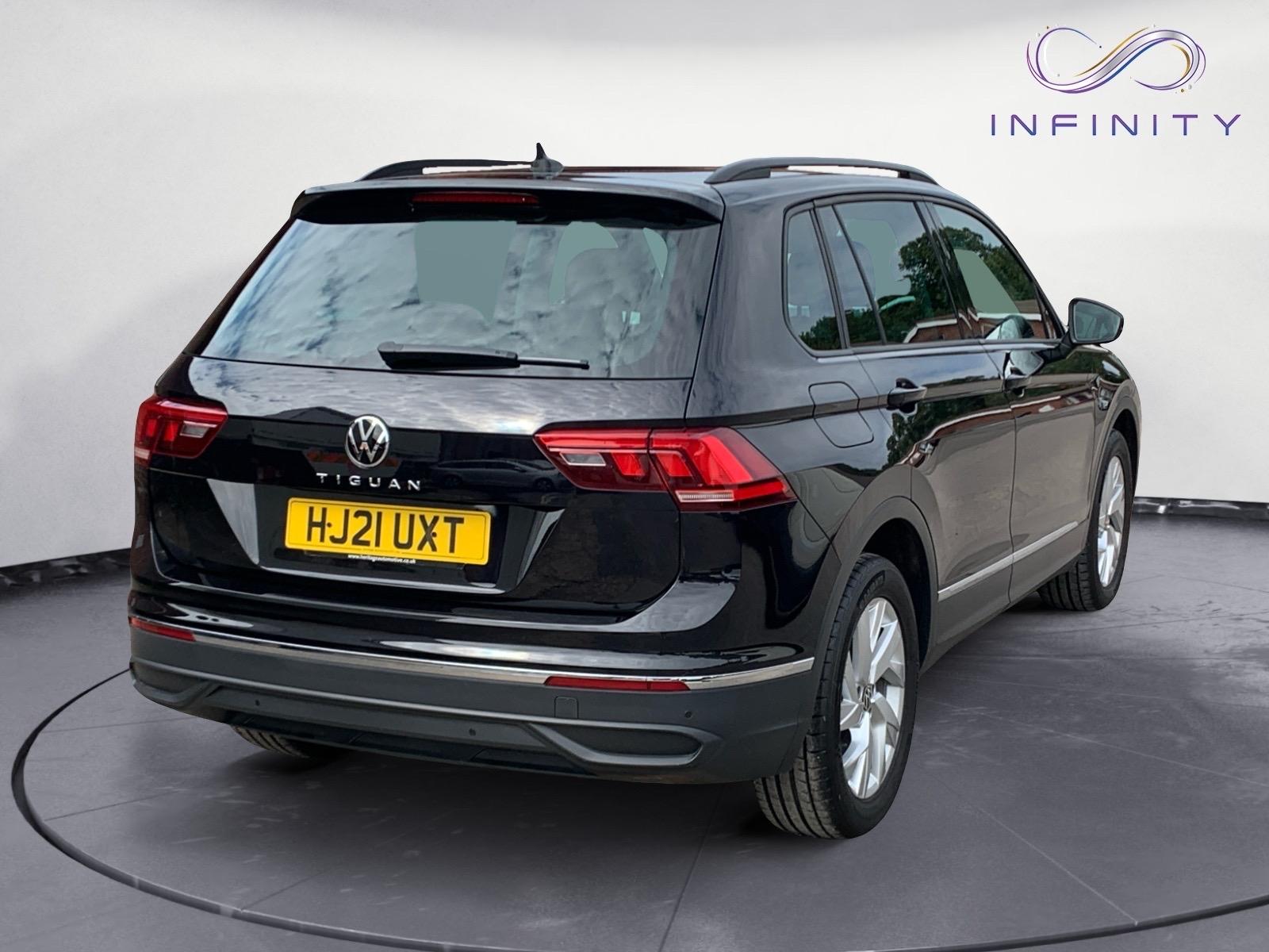 Volkswagen Tiguan 1.5 TSI Life SUV 5dr Petrol DSG Euro 6 (s/s) (150 ps)