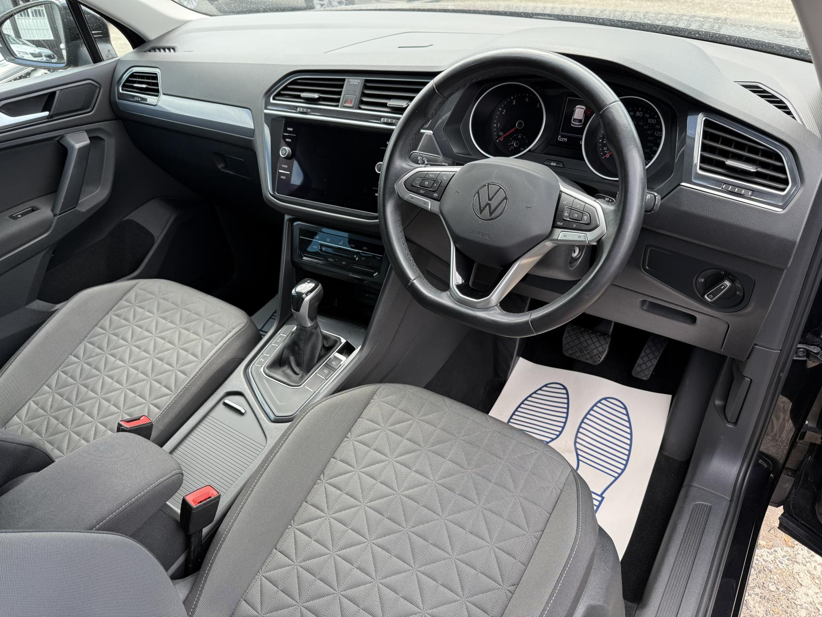 Volkswagen Tiguan 1.5 TSI Life SUV 5dr Petrol DSG Euro 6 (s/s) (150 ps)