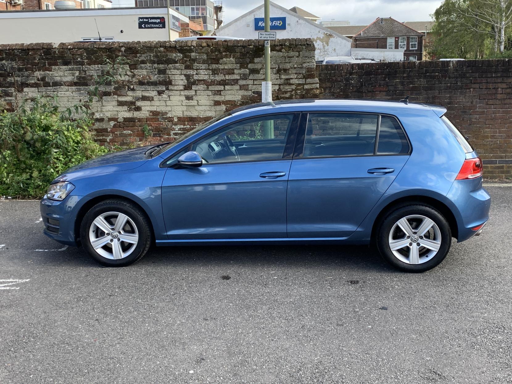 Volkswagen Golf 1.6 TDI BlueMotion Tech Match Edition Hatchback 5dr Diesel Manual Euro 6 (s/s) (110 ps)