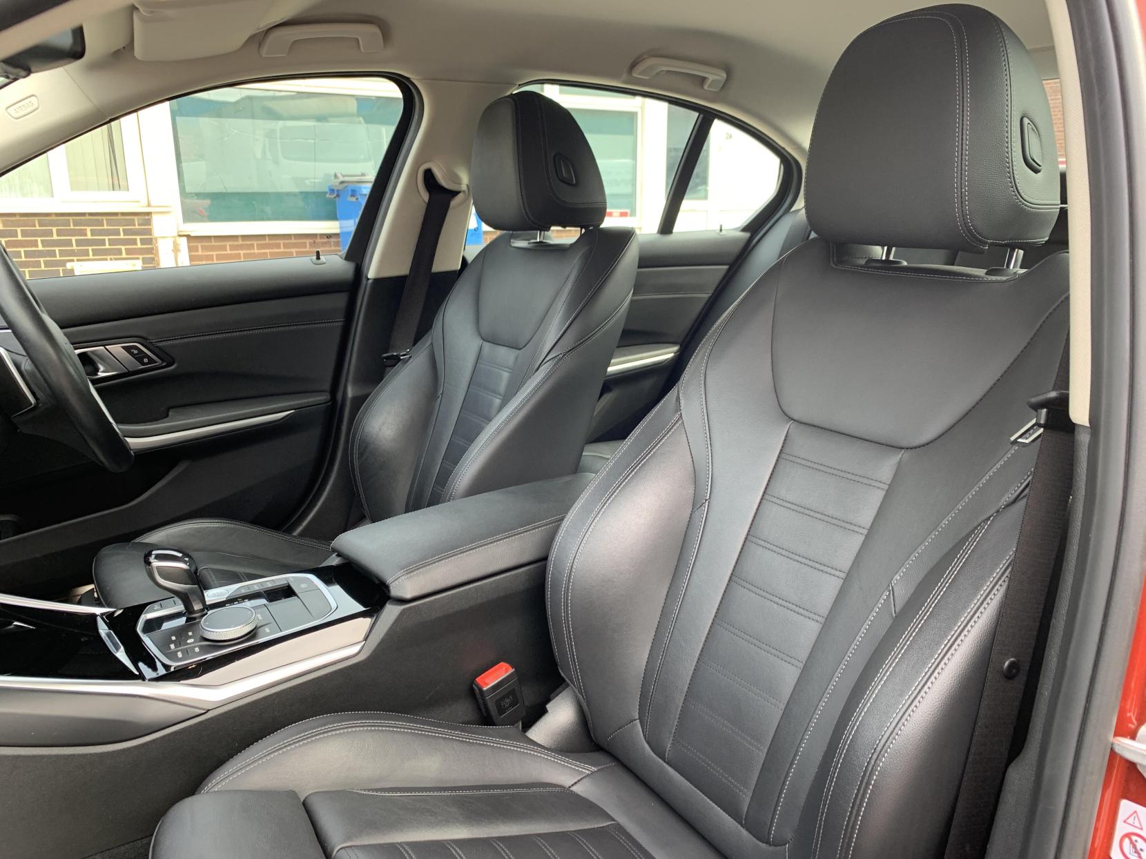 BMW 3 Series 2.0 320i Sport Saloon 4dr Petrol Auto Euro 6 (s/s) (184 ps)