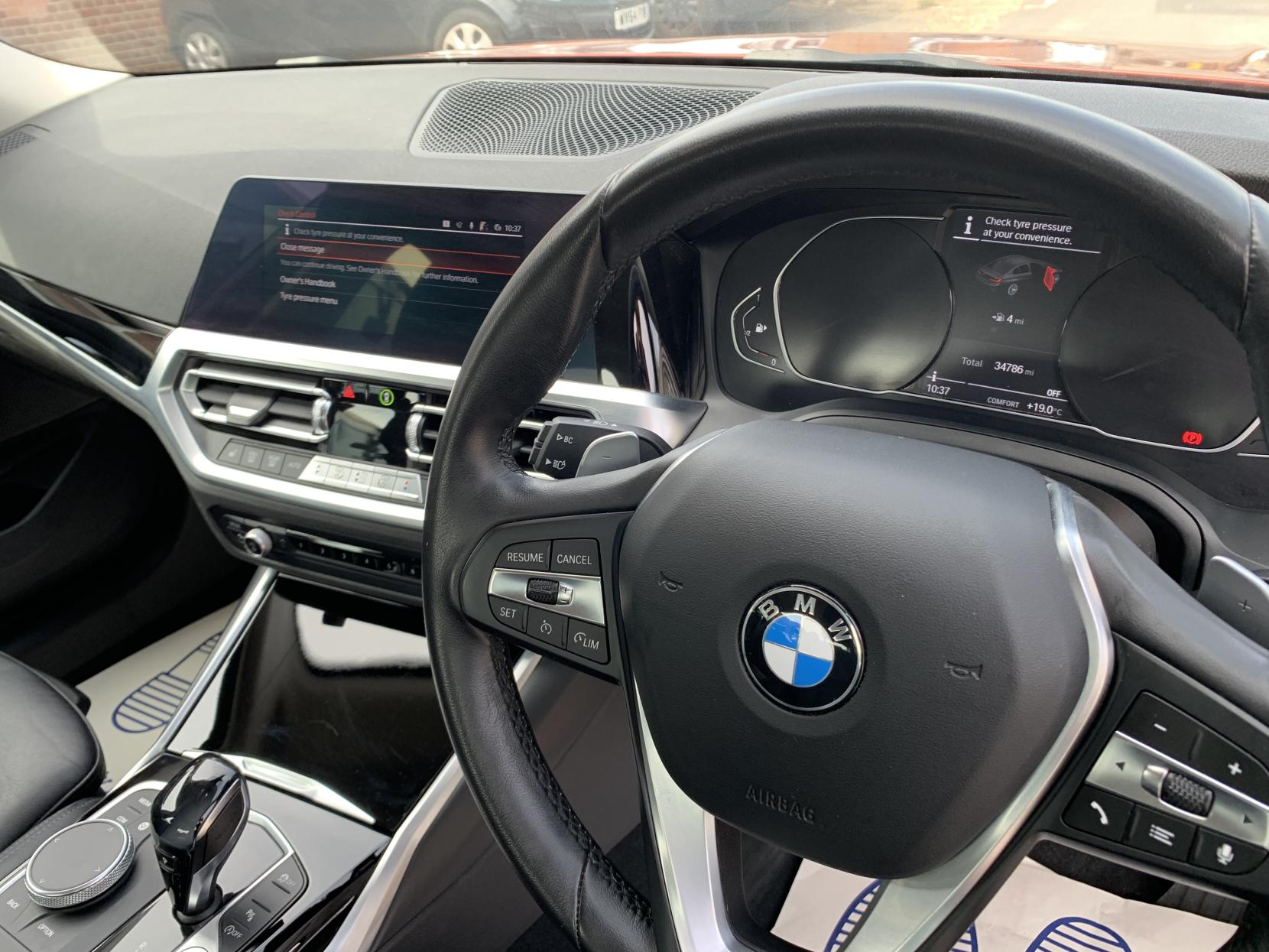 BMW 3 Series 2.0 320i Sport Saloon 4dr Petrol Auto Euro 6 (s/s) (184 ps)