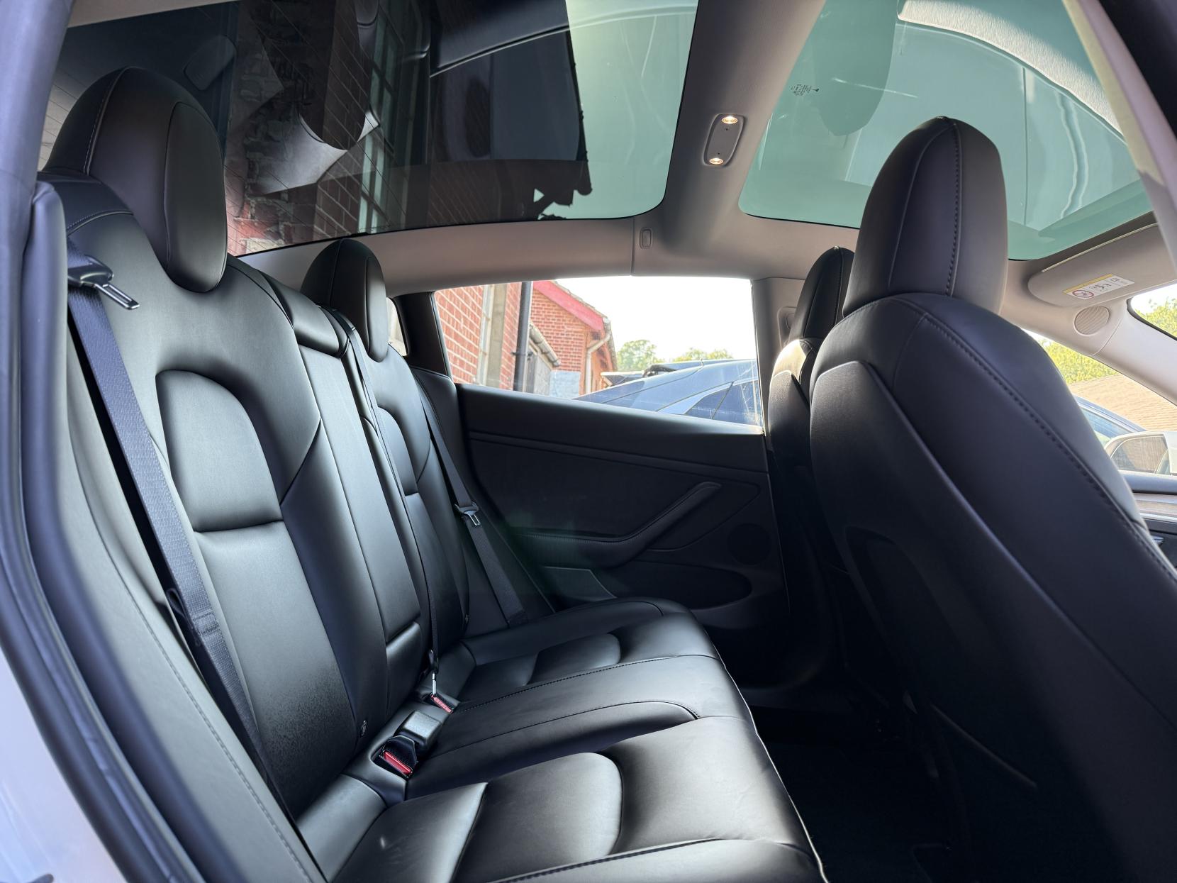 Tesla Model 3 Standard Range Plus Saloon 4dr Electric Auto RWD (241 bhp)