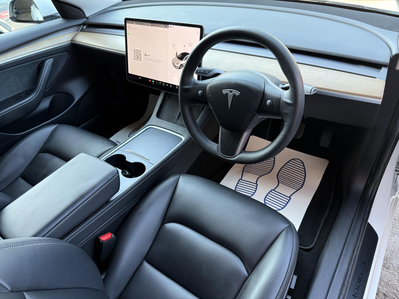 Tesla Model 3 Standard Range Plus Saloon 4dr Electric Auto RWD (241 bhp)