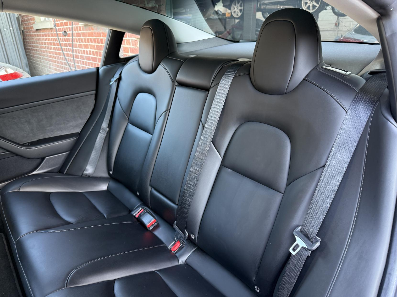 Tesla Model 3 Standard Range Plus Saloon 4dr Electric Auto RWD (241 bhp)