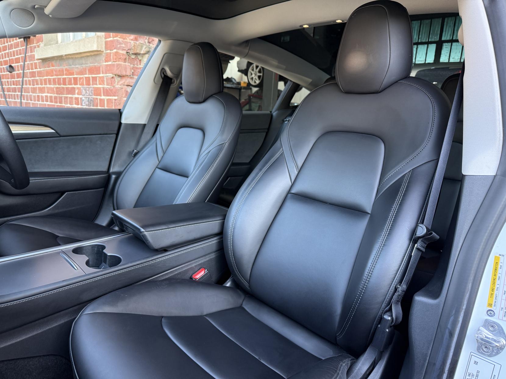 Tesla Model 3 Standard Range Plus Saloon 4dr Electric Auto RWD (241 bhp)