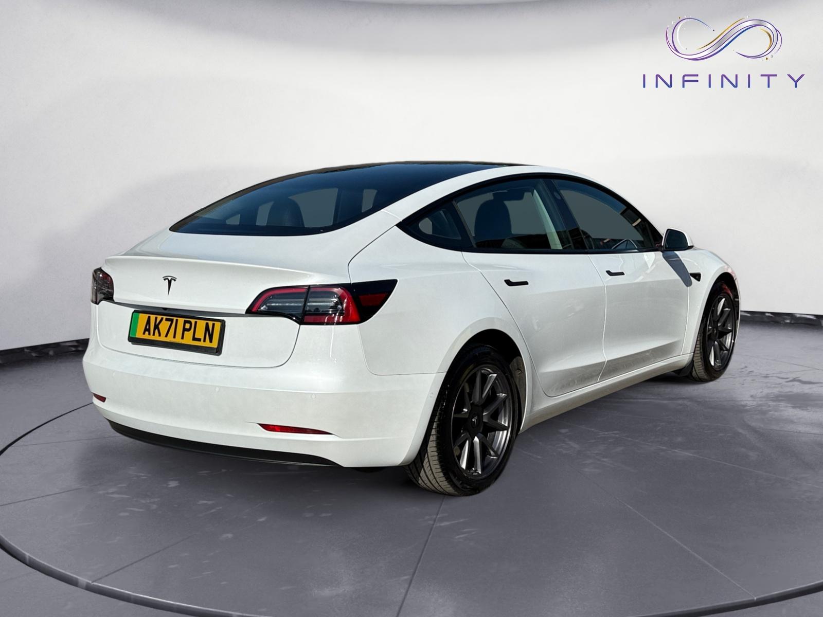 Tesla Model 3 Standard Range Plus Saloon 4dr Electric Auto RWD (241 bhp)