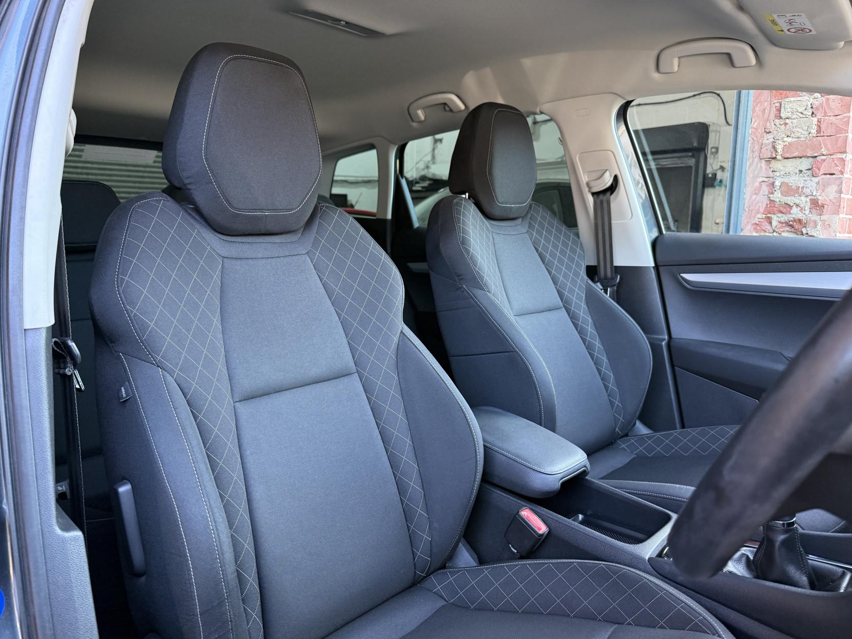 Skoda Karoq 1.5 TSI SE SUV 5dr Petrol Manual Euro 6 (s/s) (150 ps)