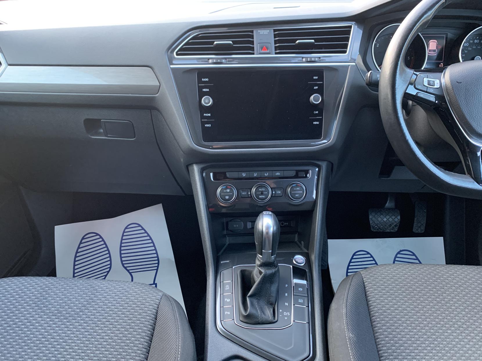 Volkswagen Tiguan Allspace 2.0 TDI Match SUV 5dr Diesel DSG Euro 6 (s/s) (150 ps)