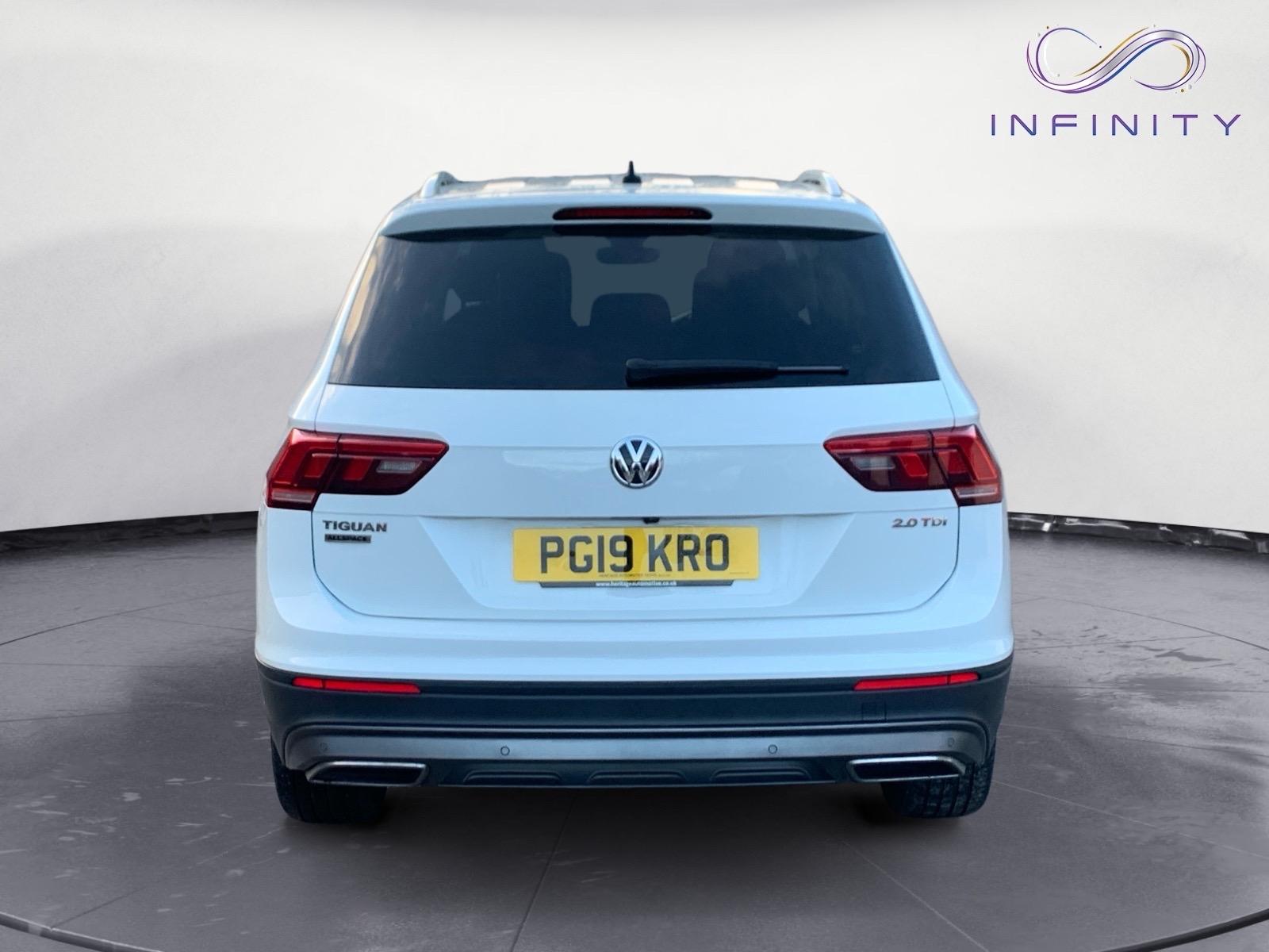 Volkswagen Tiguan Allspace 2.0 TDI Match SUV 5dr Diesel DSG Euro 6 (s/s) (150 ps)