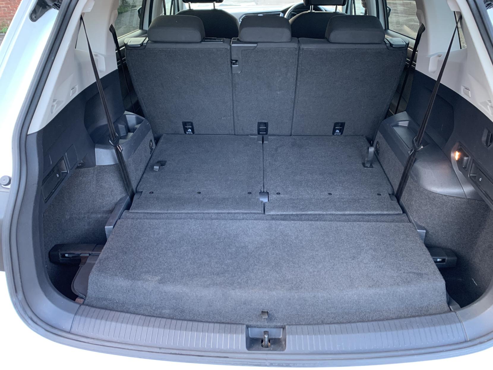 Volkswagen Tiguan Allspace 2.0 TDI Match SUV 5dr Diesel DSG Euro 6 (s/s) (150 ps)