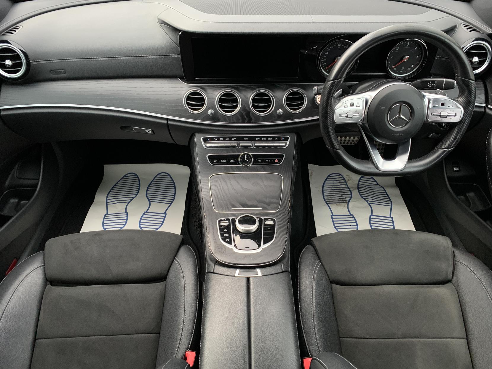 Mercedes-Benz E Class 2.0 E220d AMG Line Saloon 4dr Diesel G-Tronic+ Euro 6 (s/s) (194 ps)