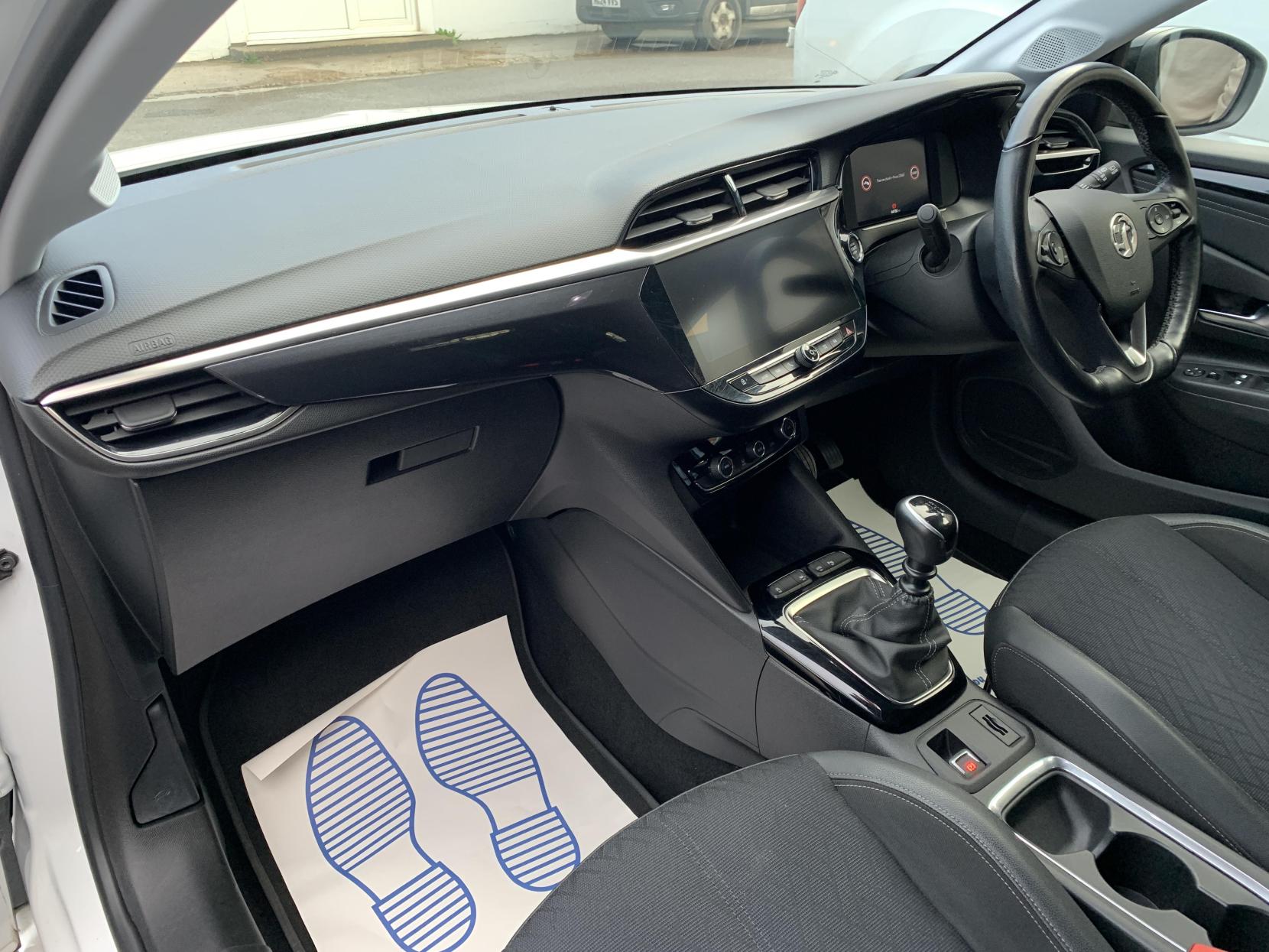 Vauxhall Corsa 1.2 Turbo Elite Nav Premium Hatchback 5dr Petrol Manual Euro 6 (s/s) (100 ps)